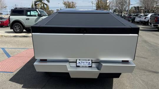 2024 Tesla Cybertruck - Images - 5