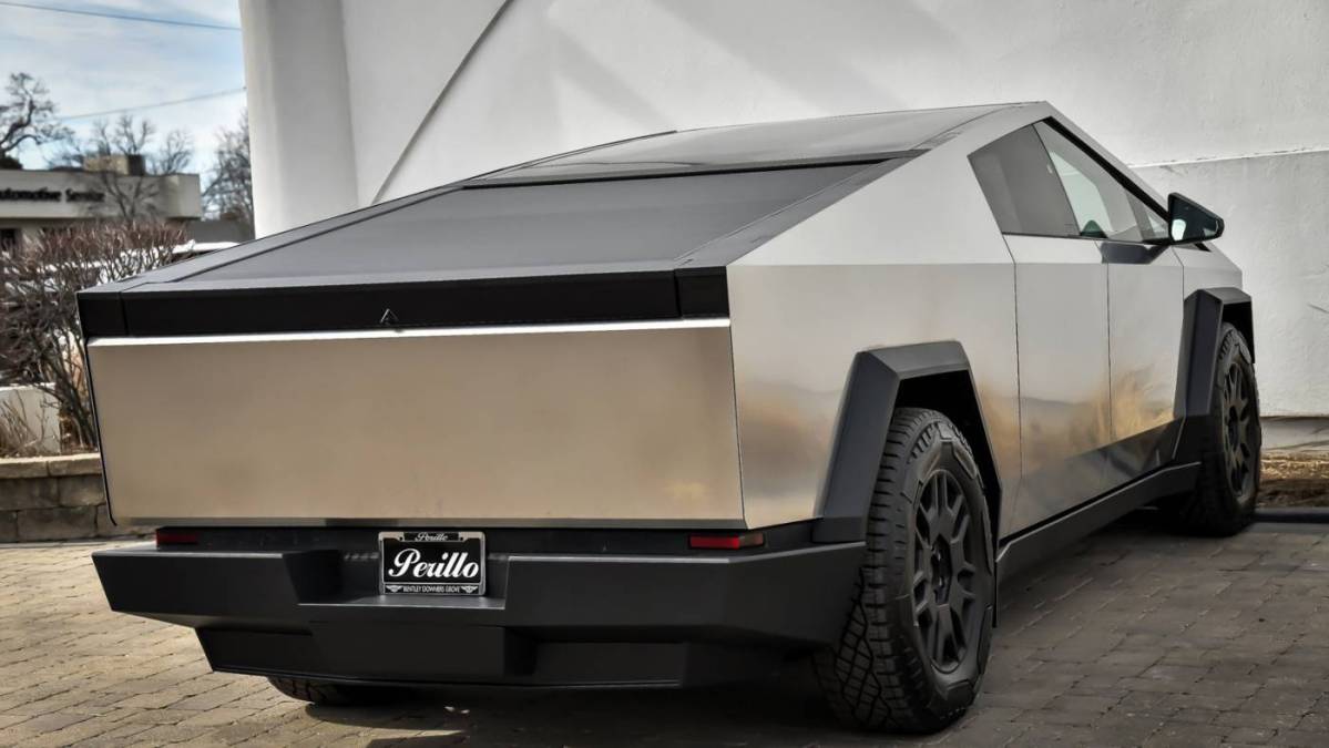 2024 Tesla Cybertruck - Images - 8