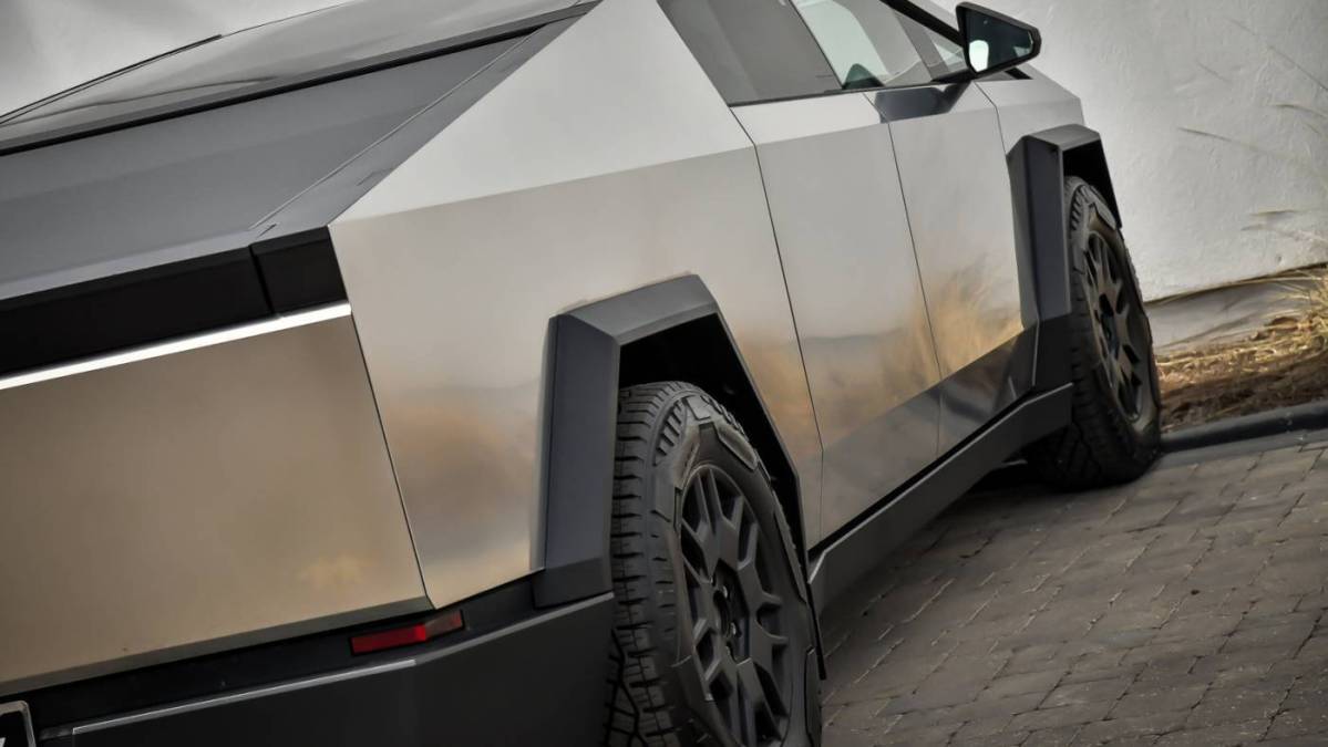 2024 Tesla Cybertruck - Images - 9