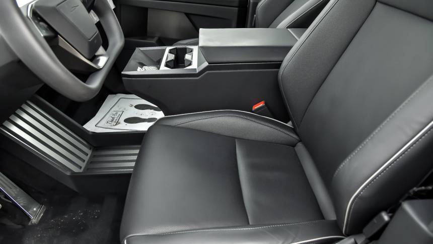 2024 Tesla Cybertruck - Images - 42