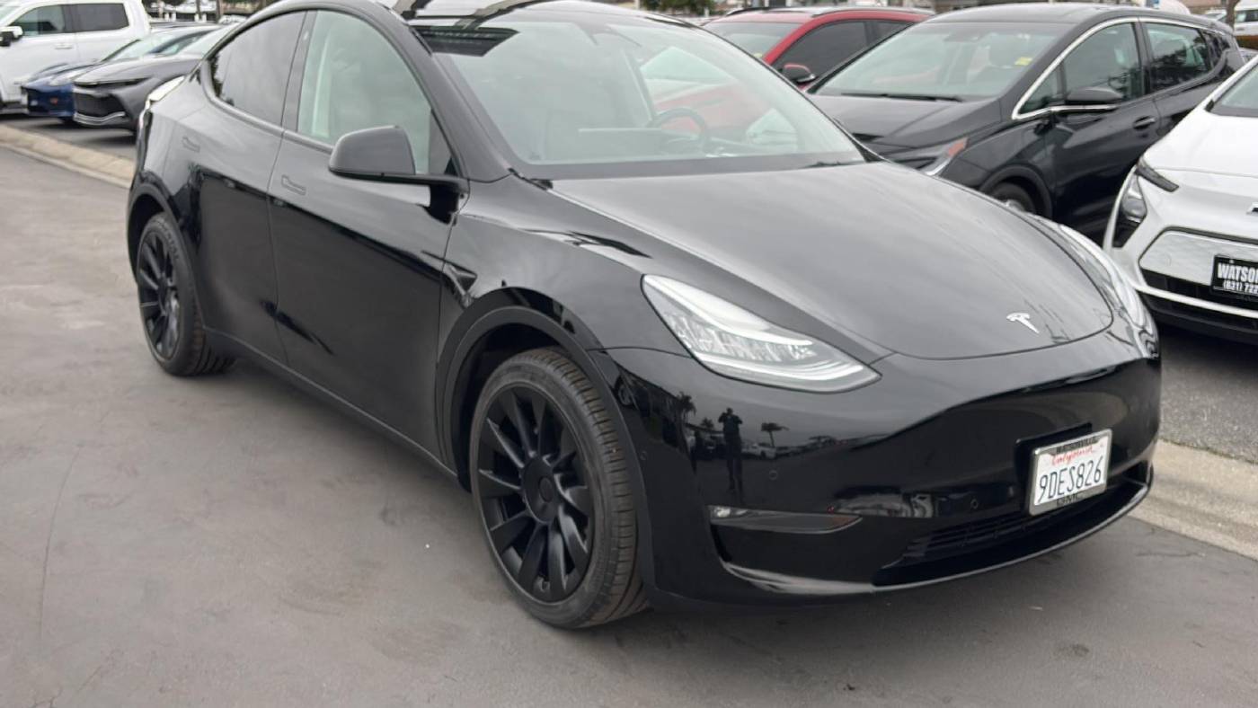 2022 Tesla Model Y 7SAYGDEE0NF480496