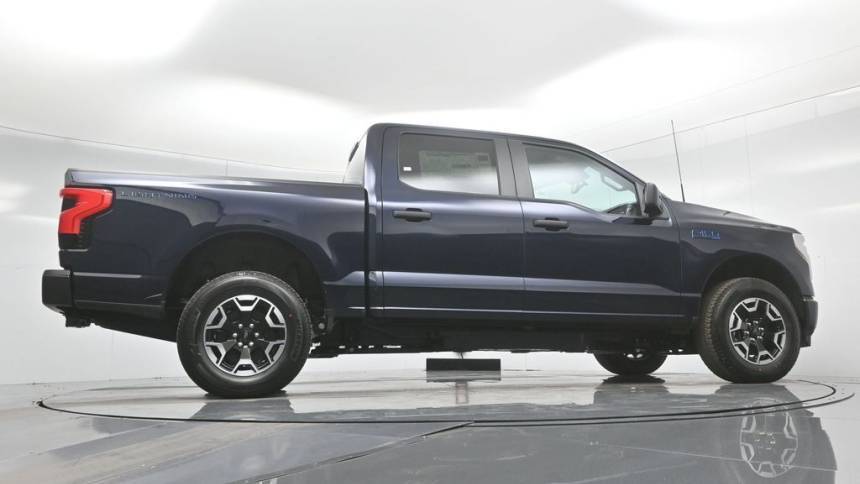 2024 Ford F-150 Lightning 1FT6W1B71RWG32816