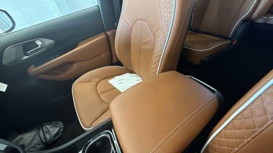 2025 Chrysler Pacifica 2C4RC1N73SR549906