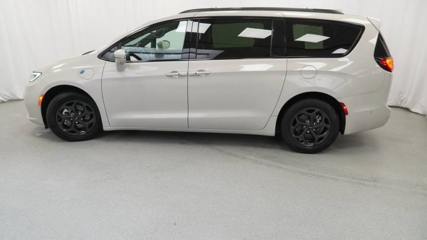 2021 Chrysler Pacifica 2C4RC1L72MR553807