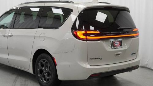 2021 Chrysler Pacifica 2C4RC1L72MR553807