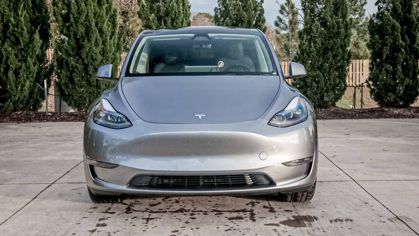 2024 Tesla Model Y 7SAYGDEE6RA318875