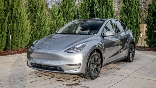 2024 Tesla Model Y 7SAYGDEE6RA318875