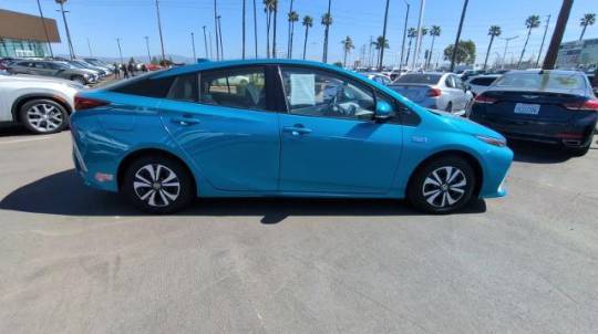 2017 Toyota Prius Prime JTDKARFP6H3031066