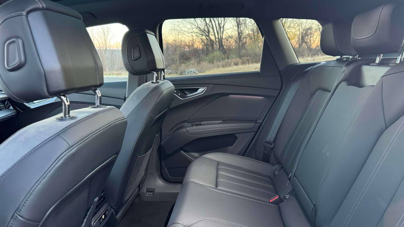 2025 Audi Q4 e-tron WA1B5BFZ3SP018525