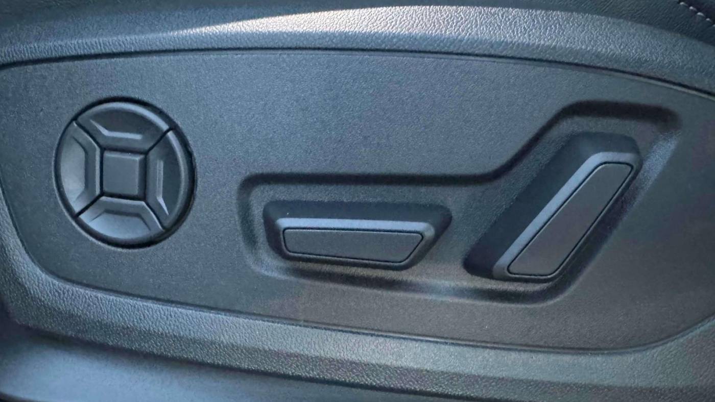 2025 Audi Q4 e-tron WA1B5BFZ3SP018525
