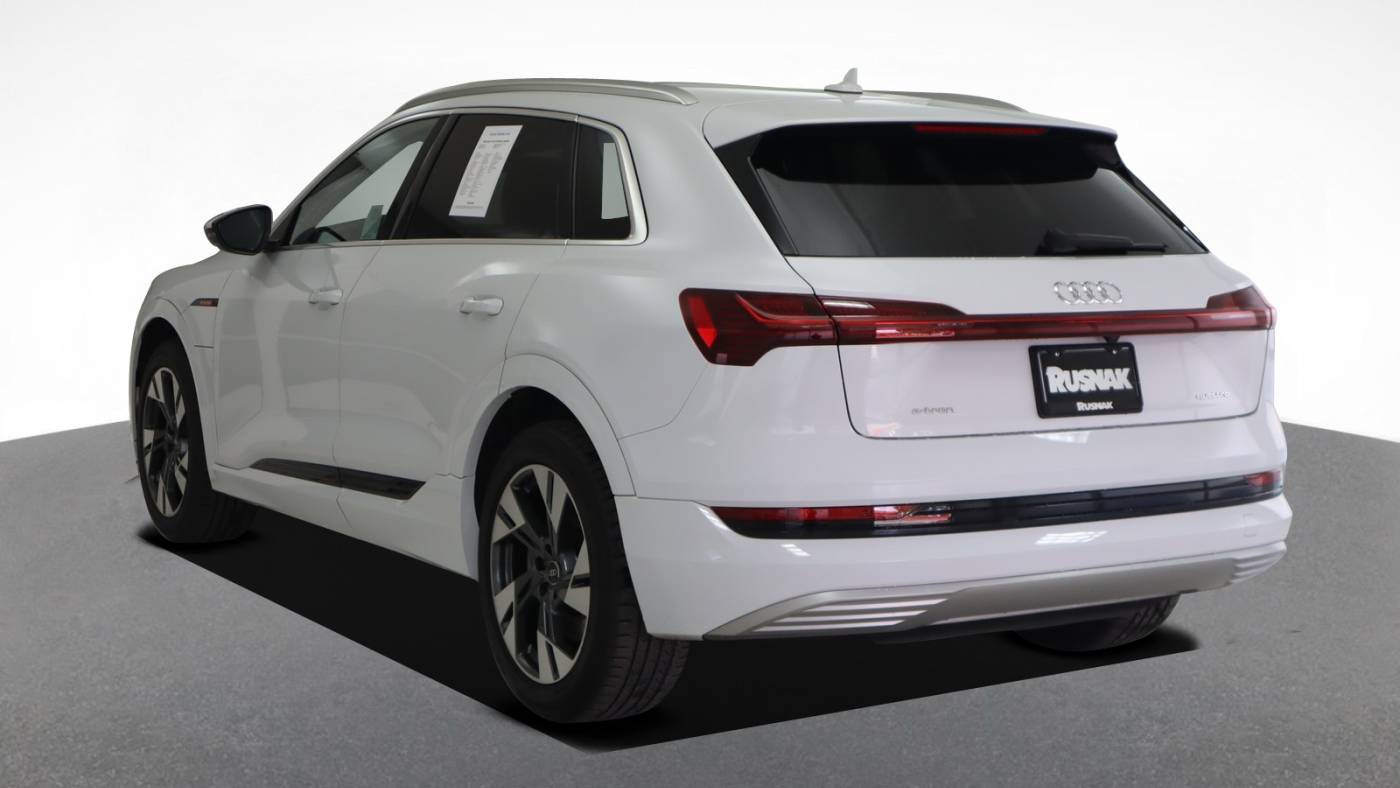 2022 Audi e-tron WA1AAAGEXNB004913