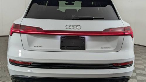 2022 Audi e-tron WA1AAAGE8NB045170