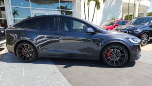 2024 Tesla Model X 7SAXCBE66RF439610