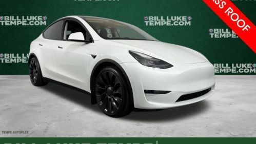 2022 Tesla Model Y 7SAYGDEF3NF403856