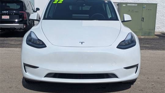 2022 Tesla Model Y 7SAYGDEE7NA009989