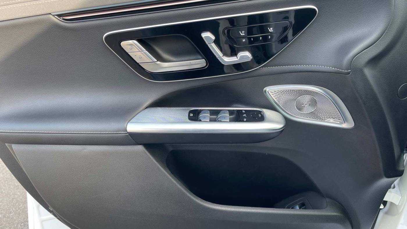 2024 Mercedes EQE SUV 4JGGM1CB6RA047042