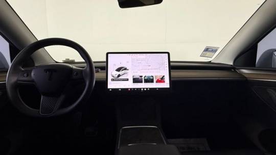 2023 Tesla Model Y 7SAYGDEE0PF672472