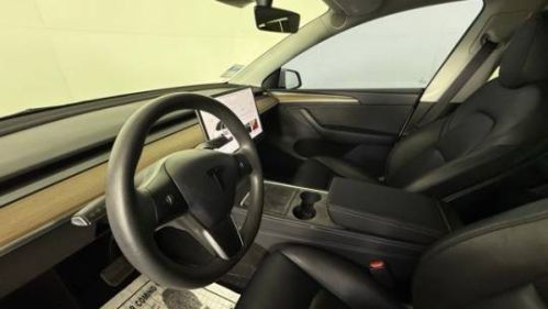 2023 Tesla Model Y 7SAYGDEE0PF672472