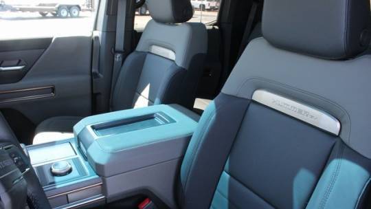 2024 GMC HUMMER EV SUV 1GKB0NDE9RU106002