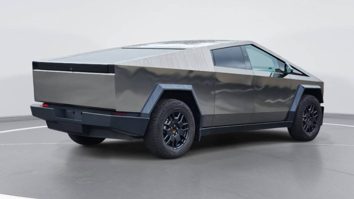 2024 Tesla Cybertruck - Images - 3