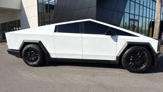 2024 Tesla Cybertruck - Images - 3