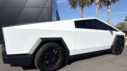 2024 Tesla Cybertruck - Images - 4