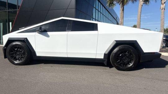 2024 Tesla Cybertruck - Images - 8