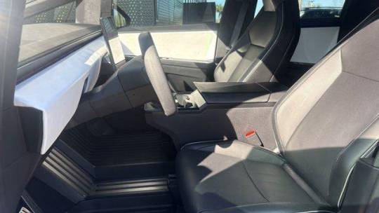 2024 Tesla Cybertruck - Images - 14