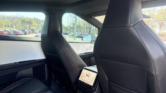 2024 Tesla Cybertruck - Images - 30