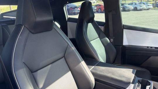 2024 Tesla Cybertruck - Images - 36