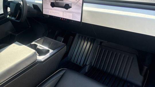 2024 Tesla Cybertruck - Images - 38
