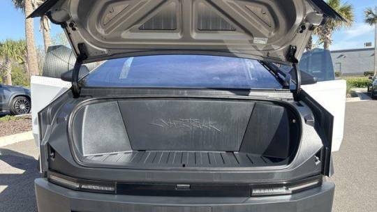 2024 Tesla Cybertruck - Images - 40
