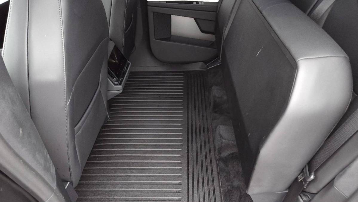 2024 Tesla Cybertruck - Images - 41