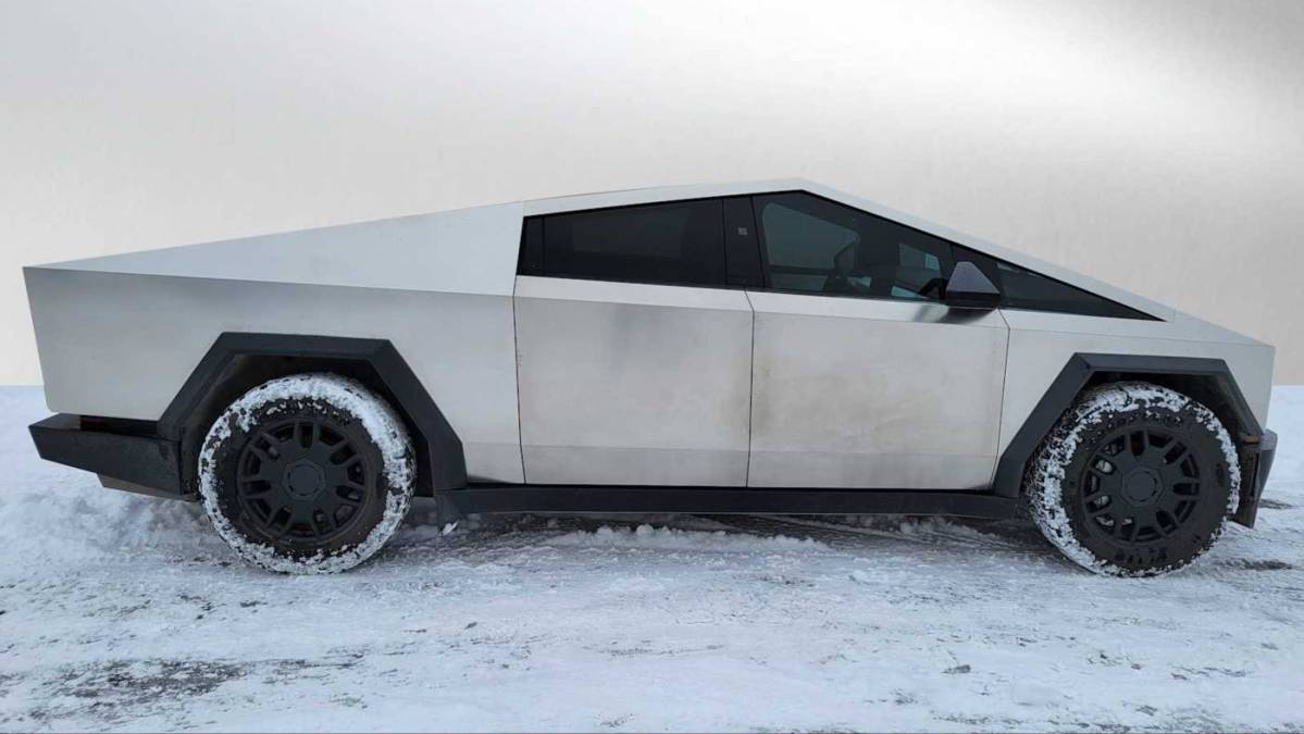 2024 Tesla Cybertruck - Images - 6