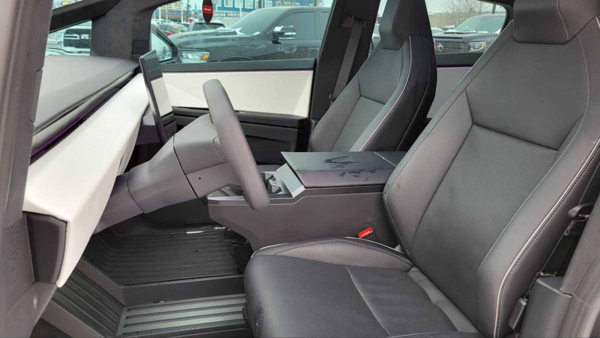 2024 Tesla Cybertruck - Images - 23
