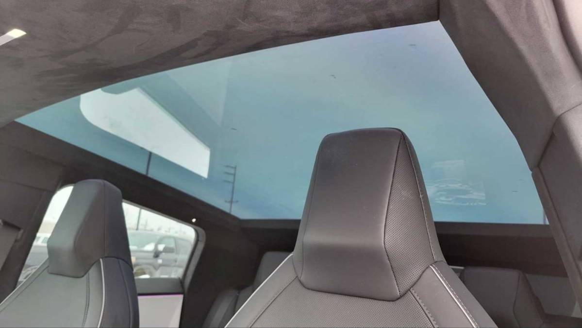 2024 Tesla Cybertruck - Images - 24