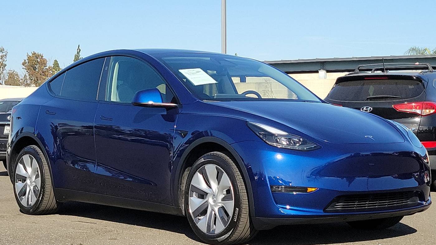 2023 Tesla Model Y 7SAYGDEE0PA201578