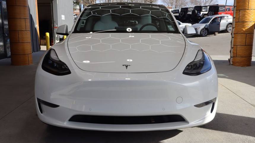 2022 Tesla Model Y 7SAYGDEE0NF542866