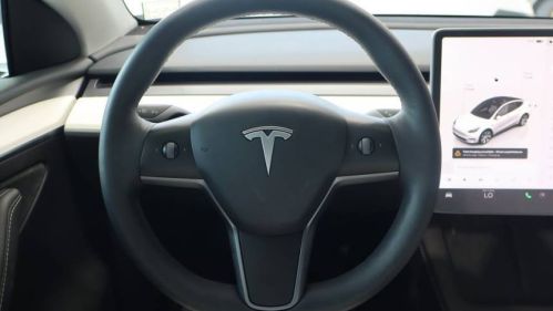 2022 Tesla Model Y 7SAYGDEE0NF542866