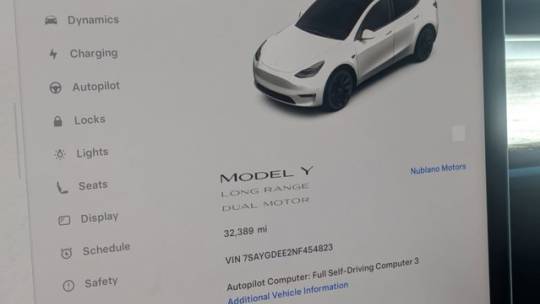 2022 Tesla Model Y 7SAYGDEE2NF454823