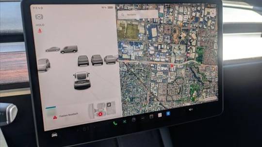 2022 Tesla Model Y 7SAYGDEE2NF454823