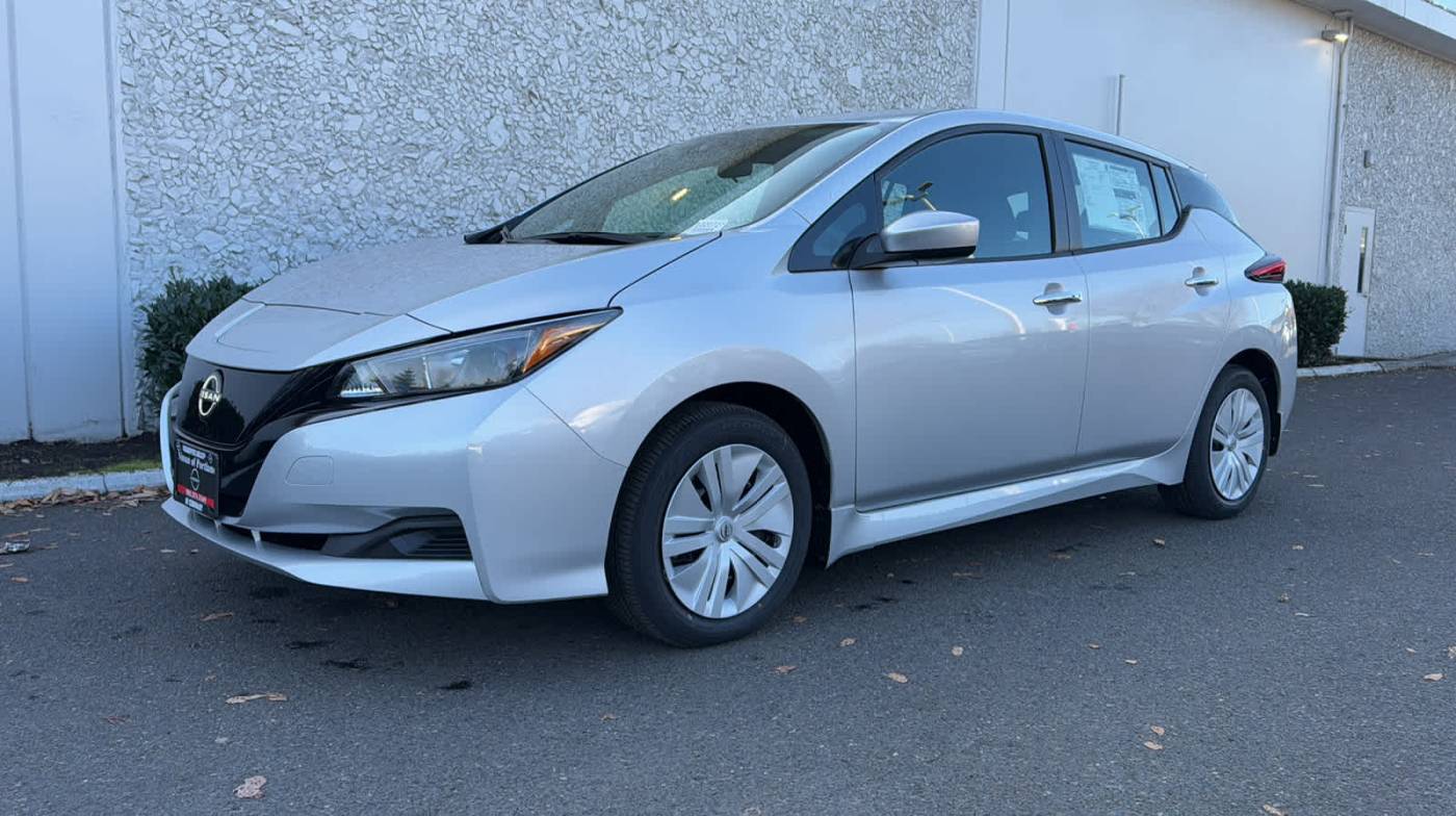 2025 Nissan LEAF 1N4AZ1BV3SC565570