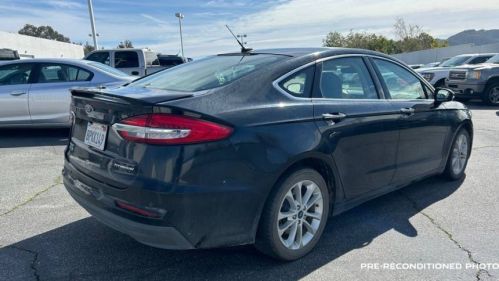 2019 Ford Fusion Energi 3FA6P0SU1KR201033