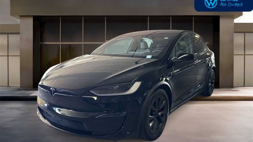 2024 Tesla Model X 7SAXCBE68RF441567