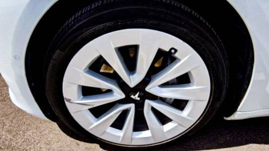 2021 Tesla Model 3 5YJ3E1EB3MF936782
