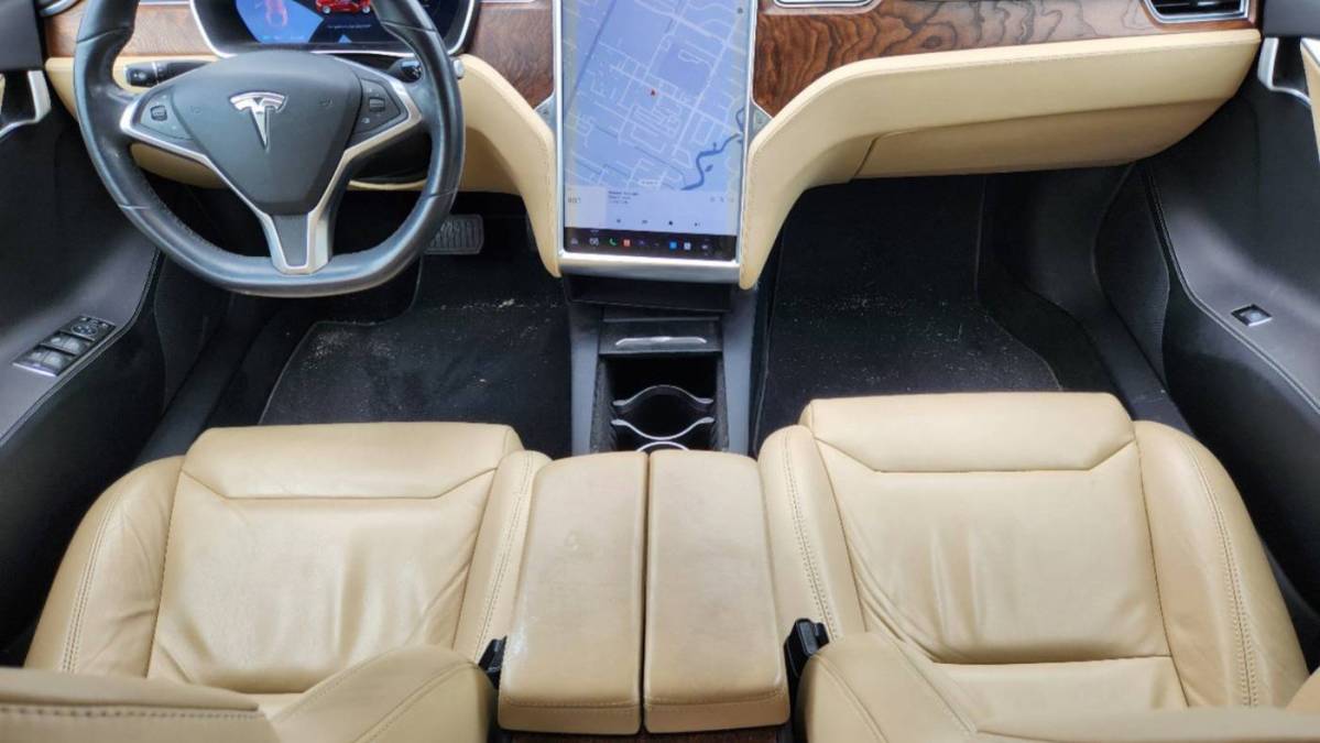 2017 Tesla Model S - Images - 15