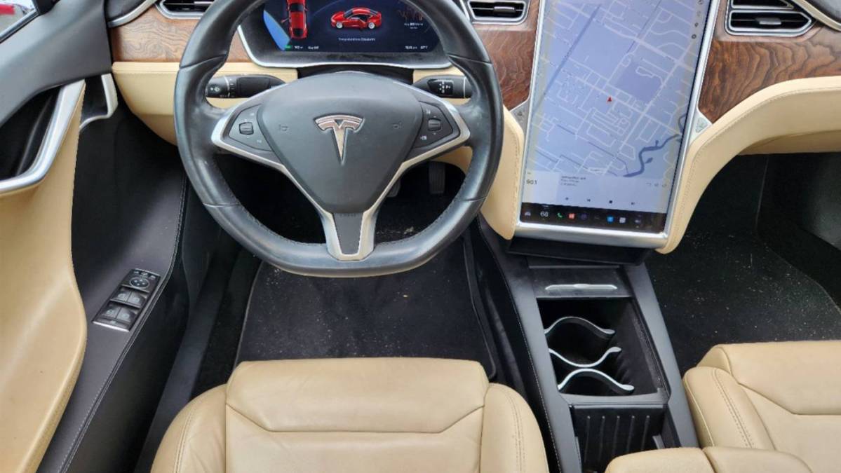 2017 Tesla Model S - Images - 16