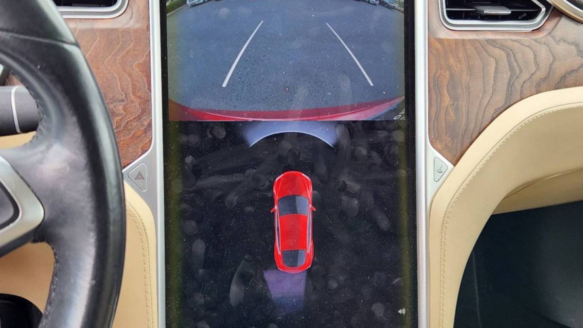 2017 Tesla Model S - Images - 24
