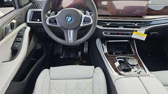 2025 BMW X5 5UX43EU04S9Z71337