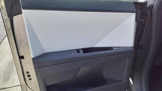 2024 Tesla Cybertruck - Images - 8